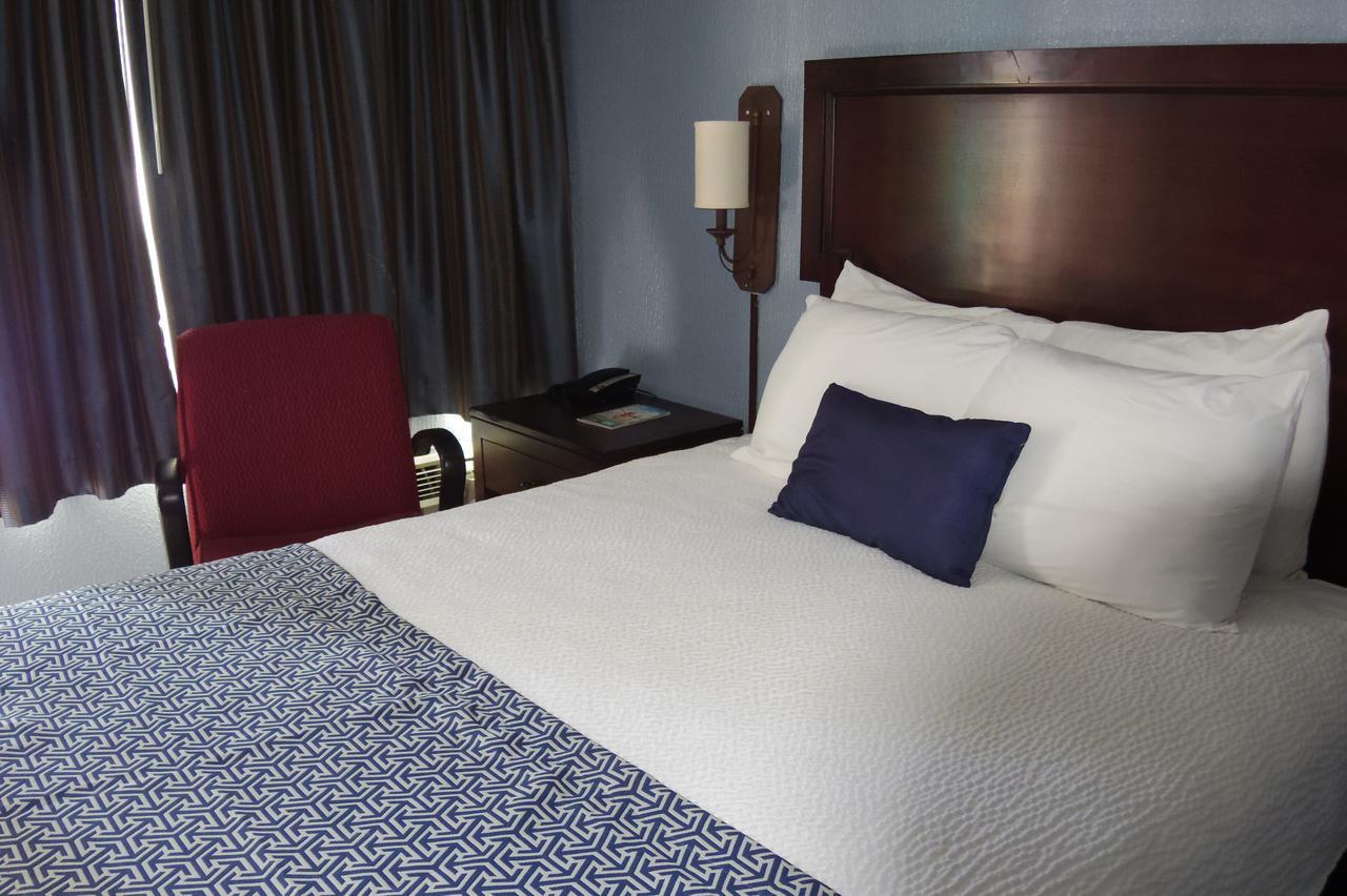 Edgewater Inn Atlantic Beach Bagian luar foto